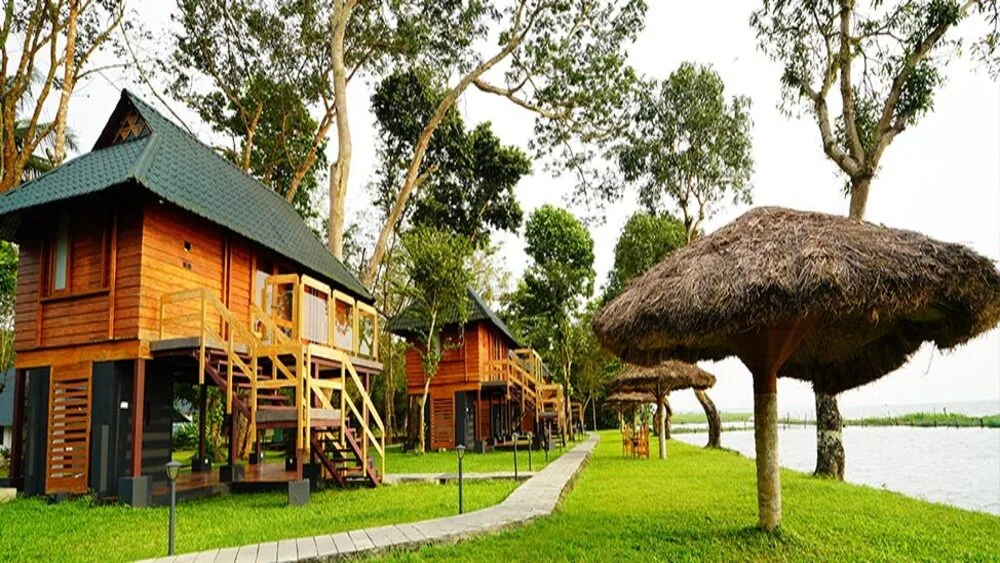 Ayurveda Hotels and Resorts in Kumarakom